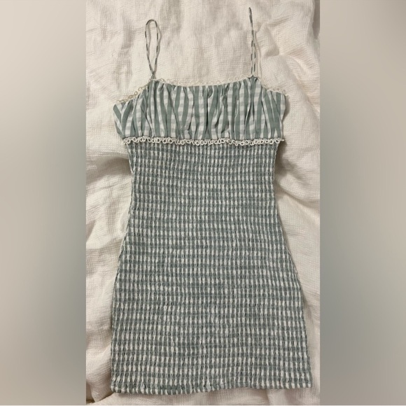 Lovers + Friends smocked gingham, Mini Dress - Picture 8 of 8